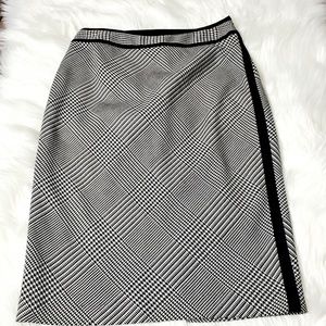 WHBM Plaid Pencil Skirt Sz 4
